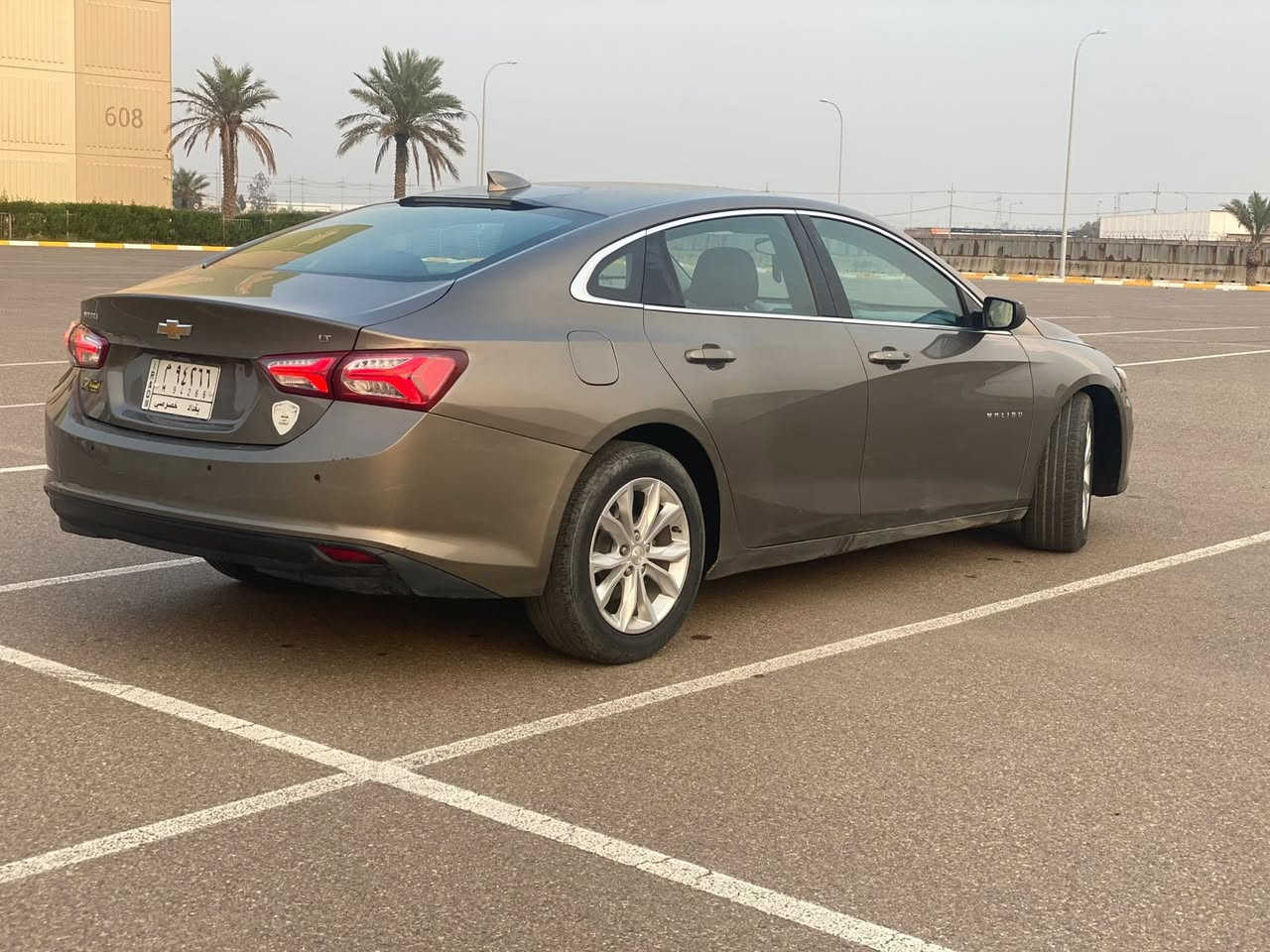 ماليبو 2020 LT
للبيع او مراوس 
السعر 129 ورقه 
موديل 2020 بغداد تحويل مباشر 
السيارة خير من الله
فئة LT (مواصفاتها معروفة)
بصمة تشغيل
بصمة أبواب
بصمة جنطة
تشغيل عن بعد
إطفاء تلقائي (Auto Stop)
كشن السائق كهربائي
فول تحكمات ستيرن
قطعتين تبريد
شاشة تدعم Apple CarPlay
محرك 1500 تيربو
حادث موضح بالصور
 جاملغ صبغ
بنيد صبغ
المحرك والگير 
كفالة 
العداد 103  ألف ميل
مكان السيارة
بغداد – بسمايه 
للتواصل
***********
