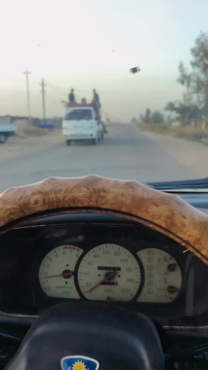 اسلام عليكم سياره براتون للبيع موديل 2004كير فول المحرك يخرب ماينقص اسياره محولة جديد بسمي مكان ابو غريب ازيدان السعر خاص واتساب مفتوح 0750070637.....  ***********
