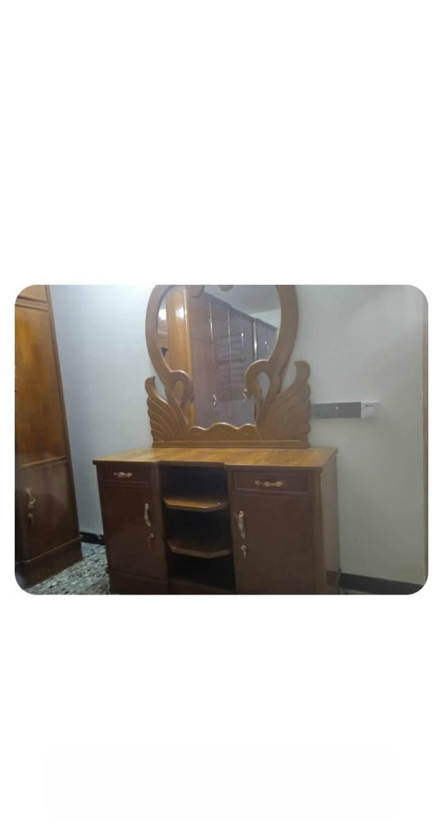 البيع غرفه تسكام صاج نضيفا كلش الشراي ينتصل ***********
