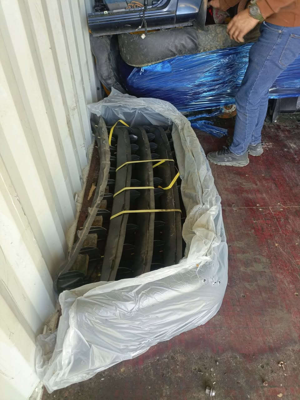 غاراض النتره دمعه سوناته 
العنوان ديالئ بعقوبه لصناعه لثانيه قرب صناعه سلوان محلات عباس الحمداني وصلاح 
***********
