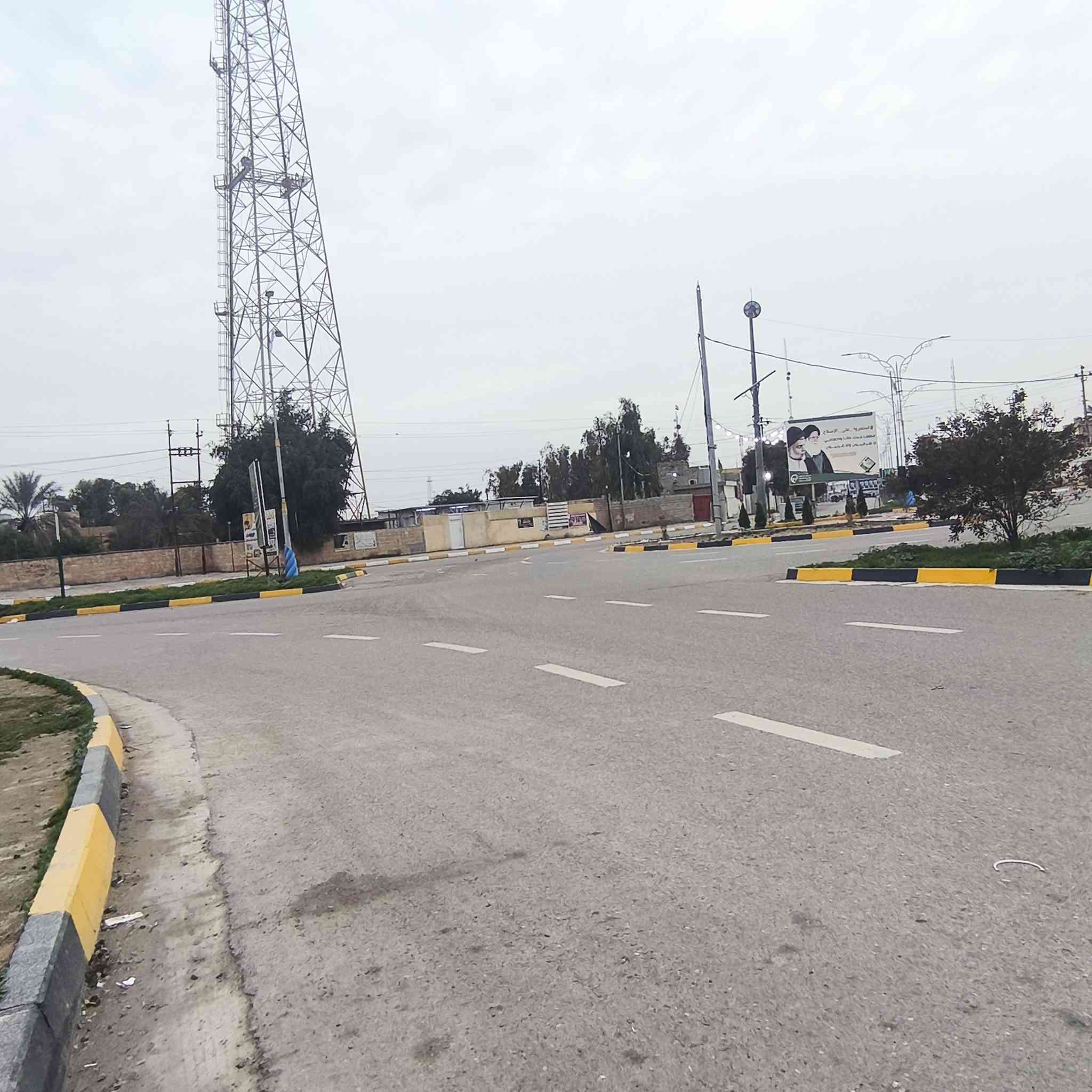 اعلان رقم (803)
قطعة ارض طابو للبيع 
مساحة/150م واجه 9.5م
العنوان زراعة مقابل دائرة ماء 
السعر/82 مليون 
------------------------
للاستفسار اكثر مراجعة مكتب محمد الواقع في فلكة راس فرع جامع الامام علي او اتصال بالارقام التالي 
***********
***********
نستقبل كافة عروضاتكم سكنية وتجارية في كافة المناطق طوز و كركوك...
