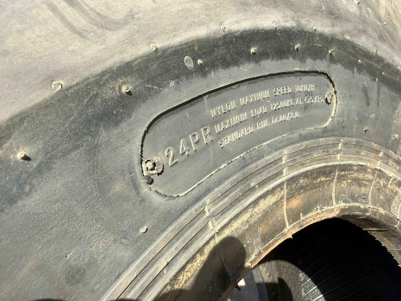 زوج شفل 80  مستعمل اخوو الجديد حجم (( 20.5×25 )) 
صيني (( 24 قاط  )) [[ كتان ]] 
(( انتاج 2025  )) 
[[ محلات الشمري بغداد الشارع العام ]]
***********📱
*********** ☎️
