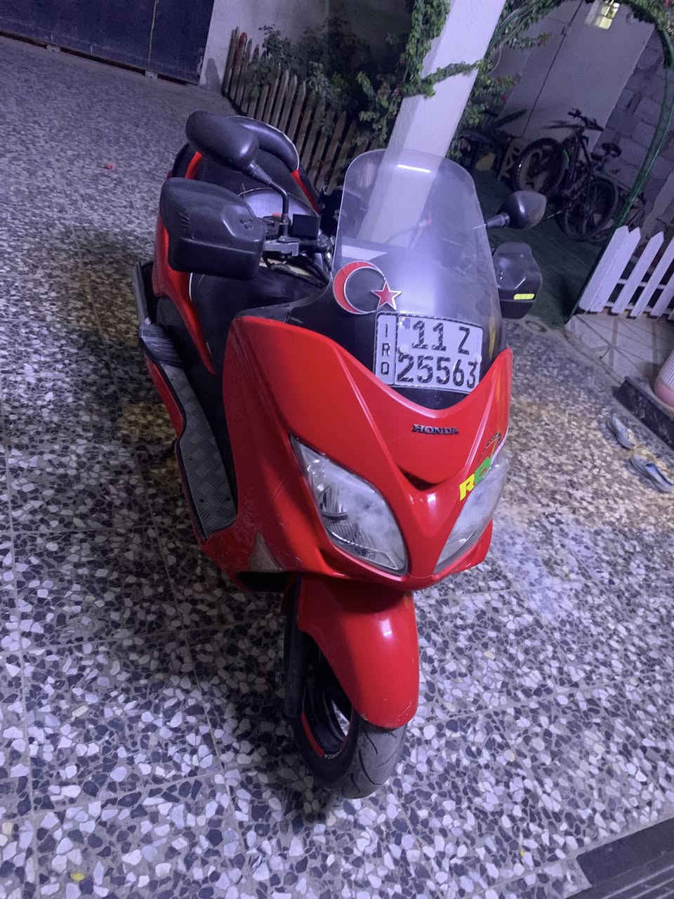 أسلام عليكم للبيع فورزا 08 دراجه جديده مناقصها ربع شاشه سماعات أكفلك كلشي مرقمه وبسمي شرط التحويل مكينه بل جيس ماديرلها غير دهن كلومولي ومي اخضر دراجه خير من الله رايدها ١٧ ورقه قفل رقمي ***********بي وتساب مكاني بغداد ابو اغريب
