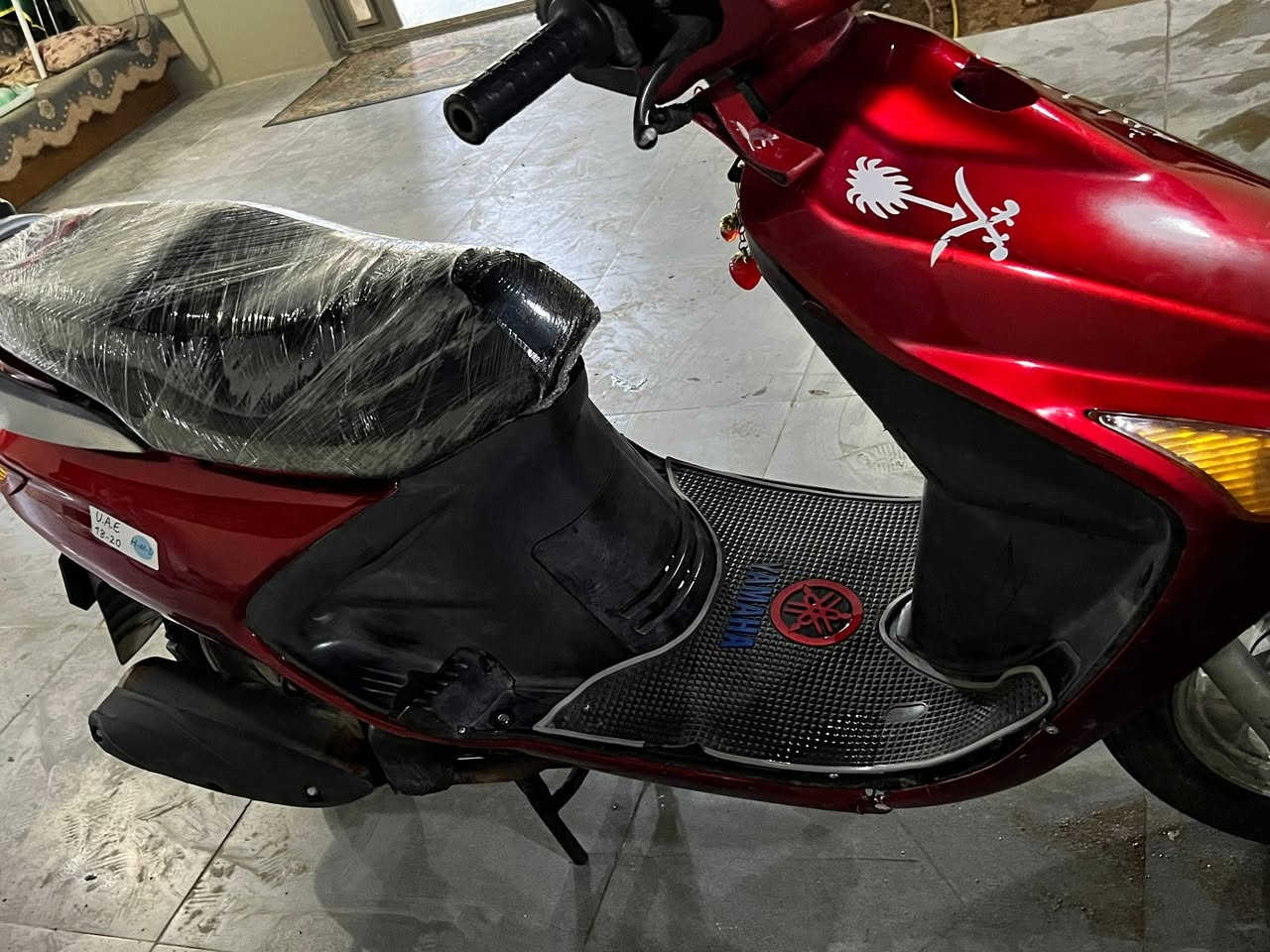 🏍️ للبيع: ياماها أكسيد (Yamaha XCeed) 💥
الشركة والنوع: من شركة ياماها (YAMAHA) العالمية، نوع أكسيد ياباني بلاد أصلي 👑🇯🇵
 حجم المكينة والسرعة: حجم المكينة 125cc وقوية جداً، والسرعة (معدل مفتوح) وعزم بلاد 🏁⚡
 المحرك: بلاد ما مفتوح نهائياً وكله ابلادي 💯🛠️
 اللون والنظافة: لون ماروني ملكي مميز 🍒، والنظافة من 90% إلى 100% 🧼🔥
 التجهيز: تخم تايرات جدد 🛞🆕، وما عايزه ولا برغي 🔩🔩
 التشغيل: سلف وهندر شغال، والكهربائيات كلها شغالة كاملة 💡🔌
 الفحص: تعال وافحص وتراي لكربلاء 🛣️، تفحص من الألف للياء 👋🏼🔎
📍 تفاصيل البيع:
 السعر: 500 ألف دينار (وبيه مجال للشراي) 💵🤝
 المكان: النجف الأشرف - حي النداء - شارع قنبر 🗺️📍
 رقم الهاتف: *********** 📞📱

