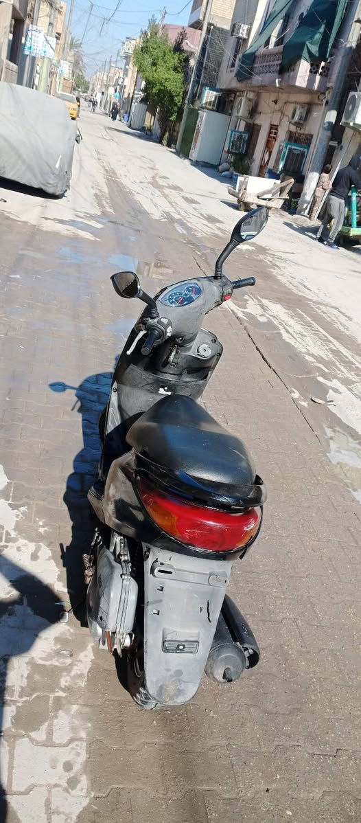 سلام عليكم 
بريز لايت ناصي 
مكينه ناعمه مكفوله 
كفاله عامه كامله مابيه نقص  تشيغل نكره  سلف هندر كل وقت للبيع سعر 550 بيه مجال للطيبين رقم *********** واتساب عنوان بغداد
