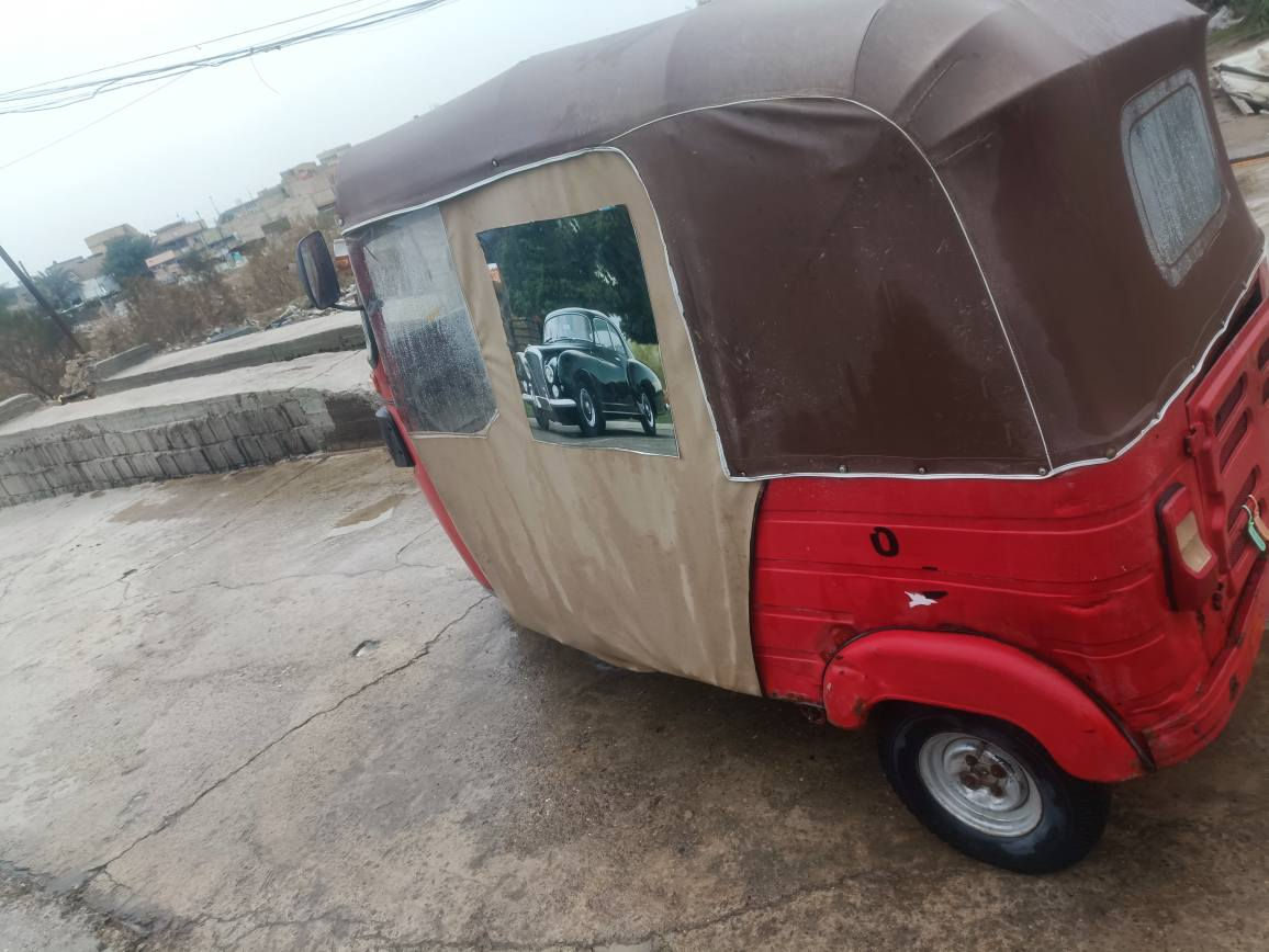 السلام عليكم تكتك 17 شهر 12 اوراق
السعر مليونين 300
***********
