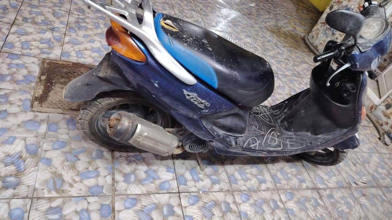 السلام عليكم ورحمة الله 
كل عام وانتم بألف خير وصحة وعافيه ان شاءلله 
دراجه ميه خبط مكينه خير من الله شلعه معدل نگره سلف كهربائيات شغاله دراجه ترايها يخبل 
السعر 250 وبيها مجال 
مكانها بغداد حي أور 
للأستفسار ***********
