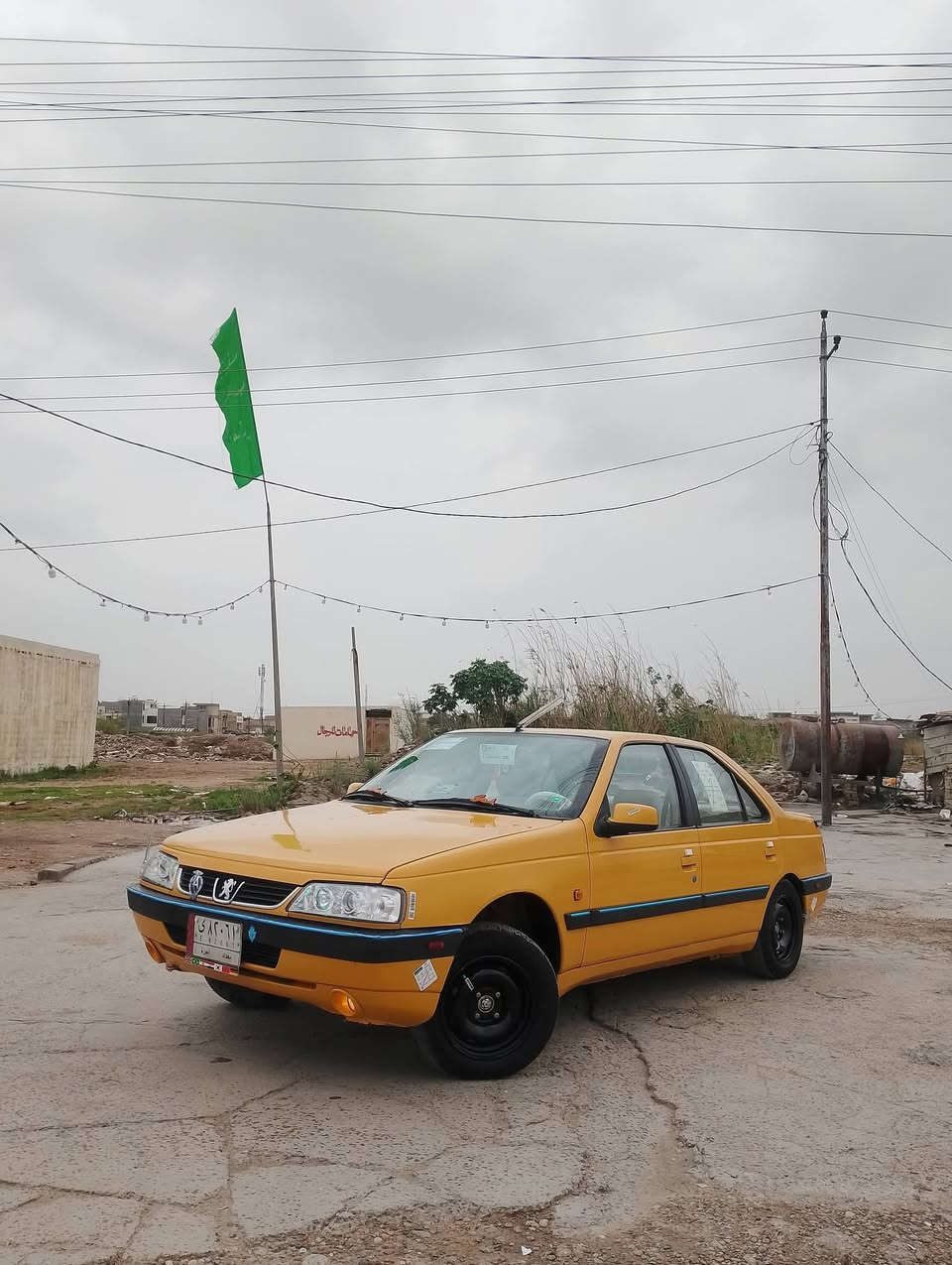 السلام عليكم بيجو لميس 2013بلاديه سياره جديده مكفوله من ضربه وصبغ فقط هلال معمر باقي مكفول بدون تبديل سياره كير مكينه خير من لله تبريد منضومه جديده ثلج🥶 صدر خلفي امامي جدد تخم تاير ويل جدد كهربيات بلاديه داخلها جديده حيلل رقم بغداد مشروع وطني تحويل مباشر سياره خير من لله تجي وشوف بعينك بدون خياس سعر 35وبيه مجال لطيبين ***********
