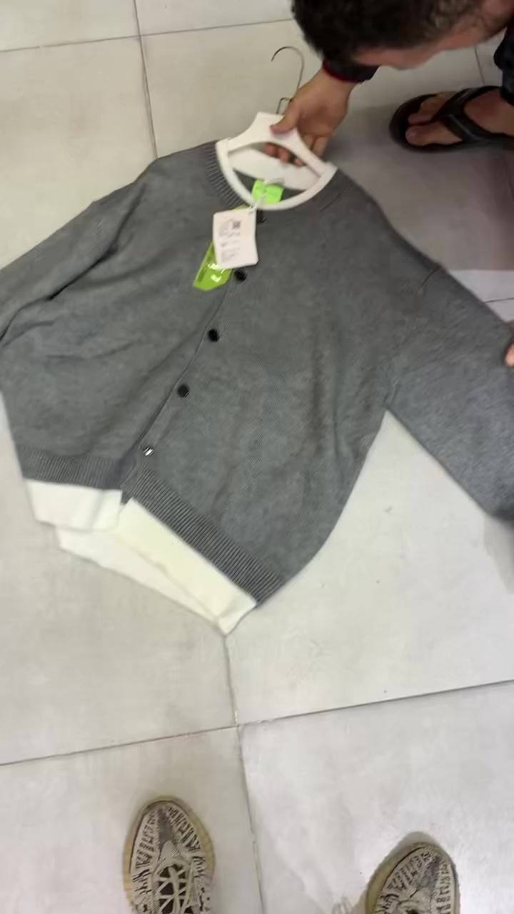 شباب 
شلعات رخيصه 
ملكانات فول 
اخر قطع 
***********
