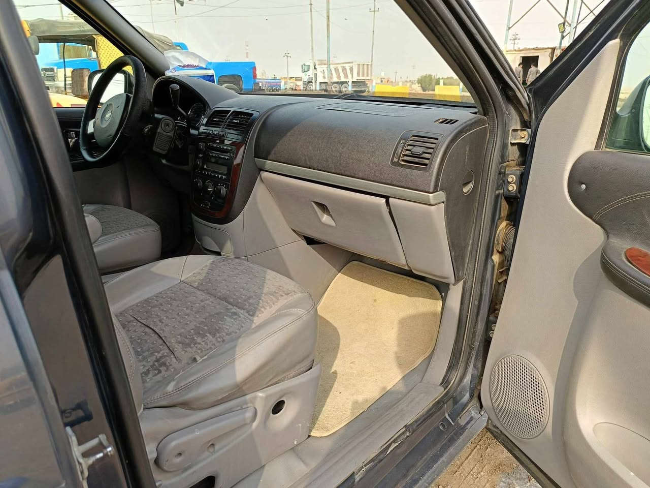 سلام عليكم 
بلاندر ٢٠٠٨ رقم بغداد انگليزي بيها منظومة غاز ٦٠ لترتبريد ثلاث قطع شغال تخم تاير جديد محرك جديد كير مبدل جديد بس عندي طبه بنمره اولي و الثاني حيل حلوه خوان اي استفسار اني خادم تريد واتساب تريد الخط سعر ٦٥ و بيها مجال كفيلكم الله و اهل بيت سياره عليه ٦٥ و مخلي عليها ب ١٠ ورقات بس مستعجل على بيعتها ***********
