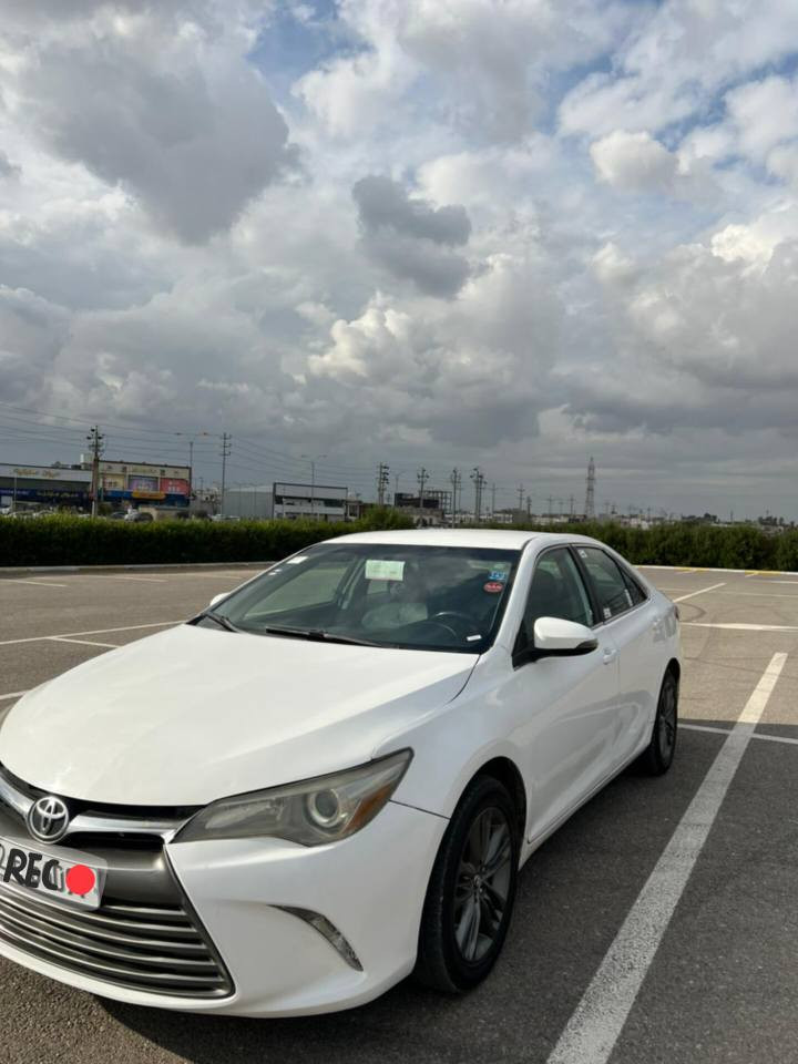 کامری  ٢٠١٧ SE  کامل بۆیاغ  نمونە لەجوانی پشتی کەپسە پێشی کەمێکی هەیە گێڕ و مەکینە بەشەرت ئێڕباگی نەتەقیوە بڕانەوەی نیە بەناوی خۆمانە سەنەوی تا ٢٠٣٠ تازەیە  لەڕێگا لەرزین و خوار ڕۆیشتنی نیە    *********** أربيل, العراق
