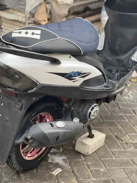 السلام عليكم ماكس عدله البيع دراجه نضيفه وخير منّ الله بوشه ٤٩دراجه سرعه تخبل تبطنش جواك 
قطره دهن رياضي 
يدات رياضي 
سلف رياضي 
وياله رياضي 
السعر ٥٥٠وبيهه مجال مكاني مدينه الصدر السراي ينتصب وبي خير ويدلل ***********
