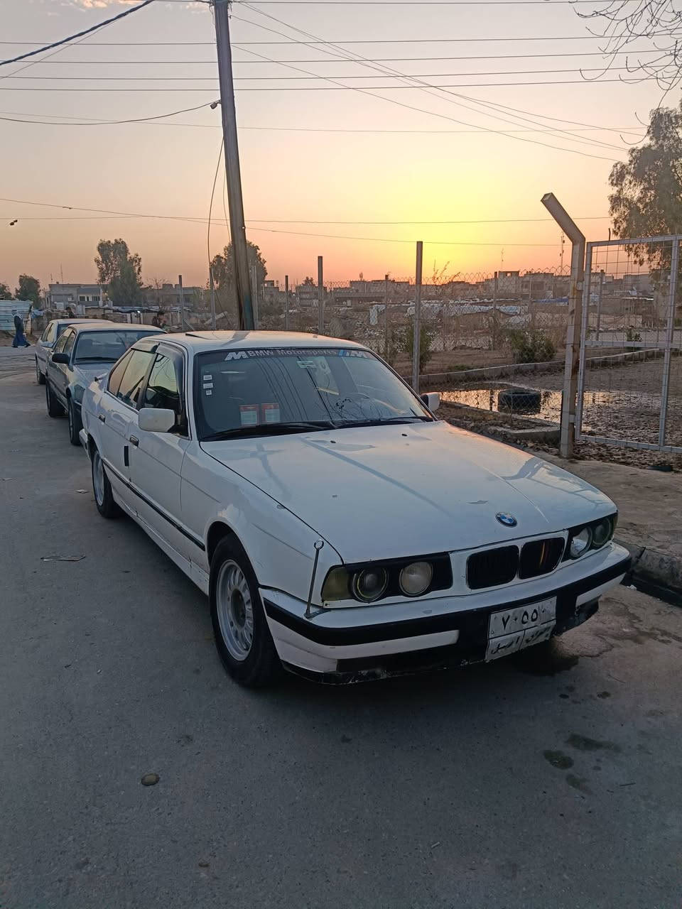السلام عليكم بيئم موديل 92 محرك 525 كبس محرك بس بدايه صرف الكير توماتيك شرط صبغ عام جاملغات الورى بيهم معجون بس بدون حادث بصندوك جوم كهرب تنته رقم اربيل شرط التحويل والغرامات السعر 35 وبيها مجال العنوان موصل حي الانتصار تواصل ***********  ولا تسألني شبيها الشراي يجي يشوفها
