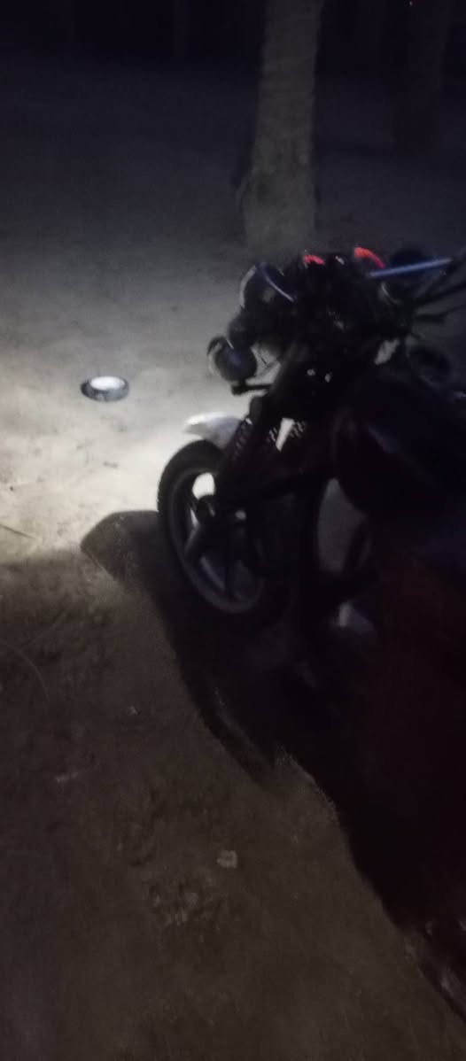 سلام عليكم ستوته البيع موديل14 مكينه متيار ستوته كمله. كهربيات وراق كمله السعر.  مليون 300بيه مجال الطبين ***********
