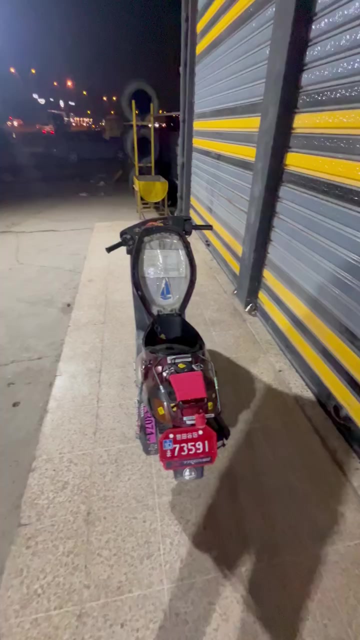 السلام عليكم
للبيع 🫀
ماطور ما ناقصو أي شيء شغل وامشي🫀
مكينا مفتوحه🫀
قبق هندر مفتوح🫀
السعر 500 وبي مجال للطيبين 🫀


**إذا كنت صاحب هذا الإعلان وتريد حذفه لأي سبب، رجاءا أرسل رسالة إلى الدعم الفني**