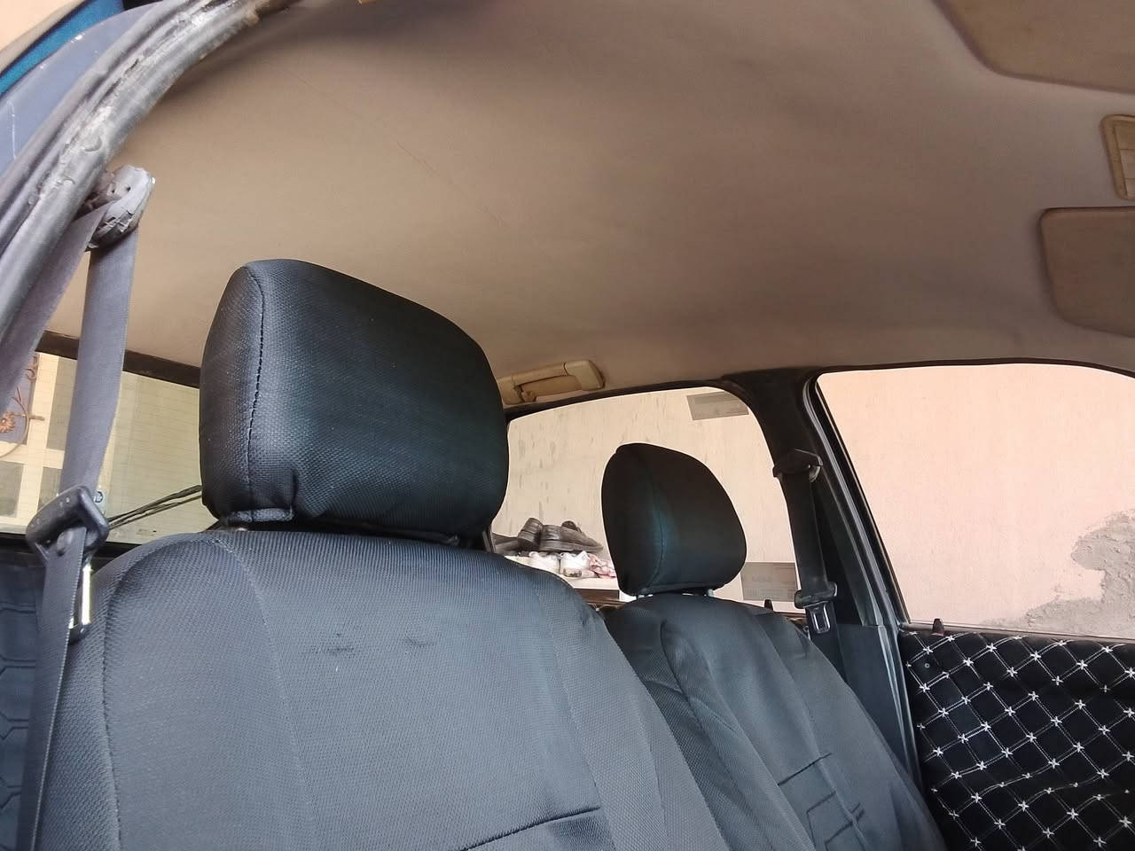 أوبل فكترا
موديل 91 
سنويه منتهيه من 2022
حجم 18 كير عادي 
بدون حادث 
بطاقه بانزين موجود 
السعر (27) وبي مجال 
رقم الهاتف: ***********

