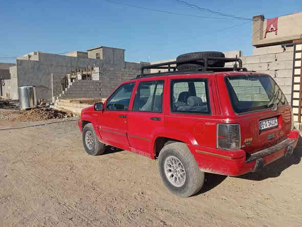 السلام عليكم جيب شيروكي موديل 94 سنويه مشروع وطني لل 29 محرك وكير بلادي تدفه تبريد تخم تاير جديد صدر امامي وخلفي جديد ترايك للبصره سعرها 58 وبيها مجال مكانها الحويجه 
***********
