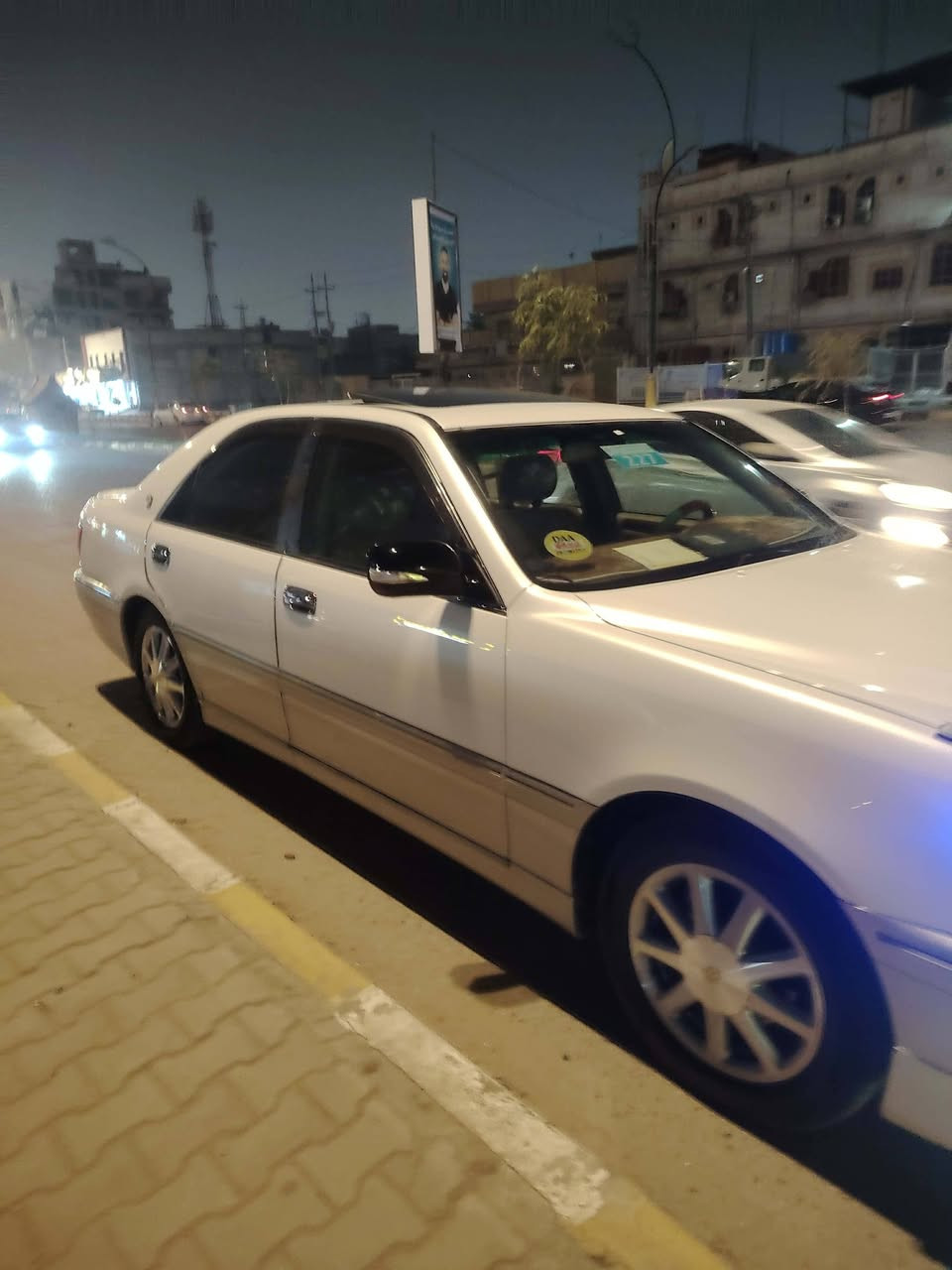 السلام عليكم ملكه فول اعلى فئه رقم انكليزي كركوك سنويه لل 30 مكفوله من الاصوليات والكص ونقل جثه سياره احلى من الصور 
داخل جلد بيجي 
كرستال 
4 دكم 
ثلاجه 
فتحه 
اشاير مري 
محرك D4 3000 
هواي بعد تفاصيل 
السعر 170 وبيها مجال انشاءالله رقمي اتصال او واتساب ***********
