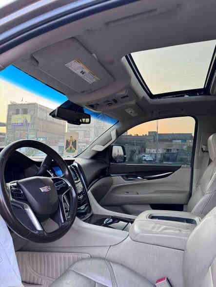 سلام عليكم كديلاك سكاليد موديل 16  متومه حالياً كفاله عامه السعر 230 وبيه مجال رقم الهاتف ***********
