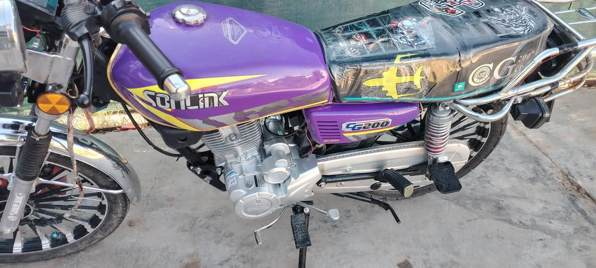 اسلام عليكم ورحمة الله وبركاته دراجة سونك اصلي موديل 2025 دراجة بعدهة زيرو خير من الله نازلة ابشهر 10 الي مو شراي لا يكسر بيهة للستفسار *********** للعلم اوراقهة اصلي كرتوانية دراجة فول مكفول
