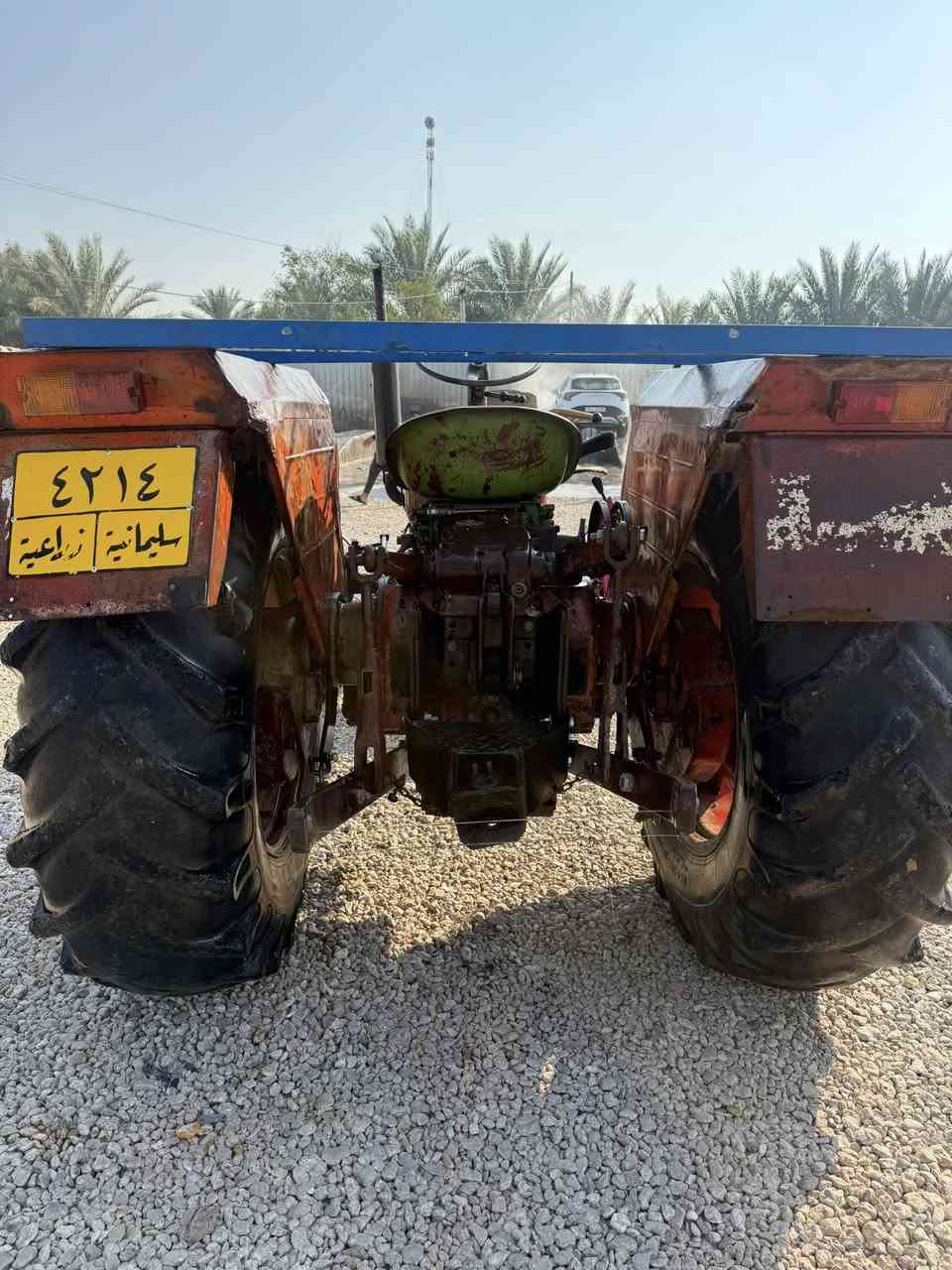 عنتر للبيع موديل 85
رقم وسنويه سليمانيه بدون تحويل 
السعر 4 مليون 
مكان مشروع المسيب بابل 
***********
