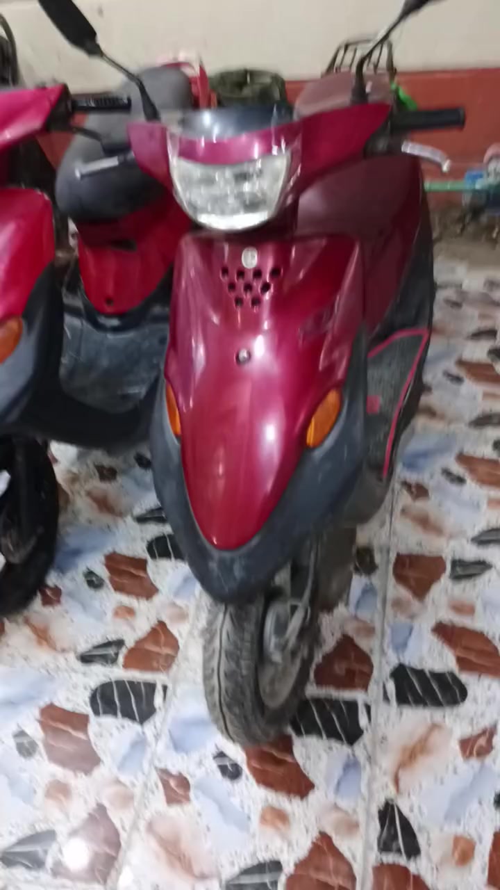 السلام عليكم دراجات عدد 3اثنين تسعه زروف وحده ماكس عدله مثل ماموضح بتصوير الشراي يتصل ***********كلمن وسعره العنوان البصرة قضاء المدينه الهوير
