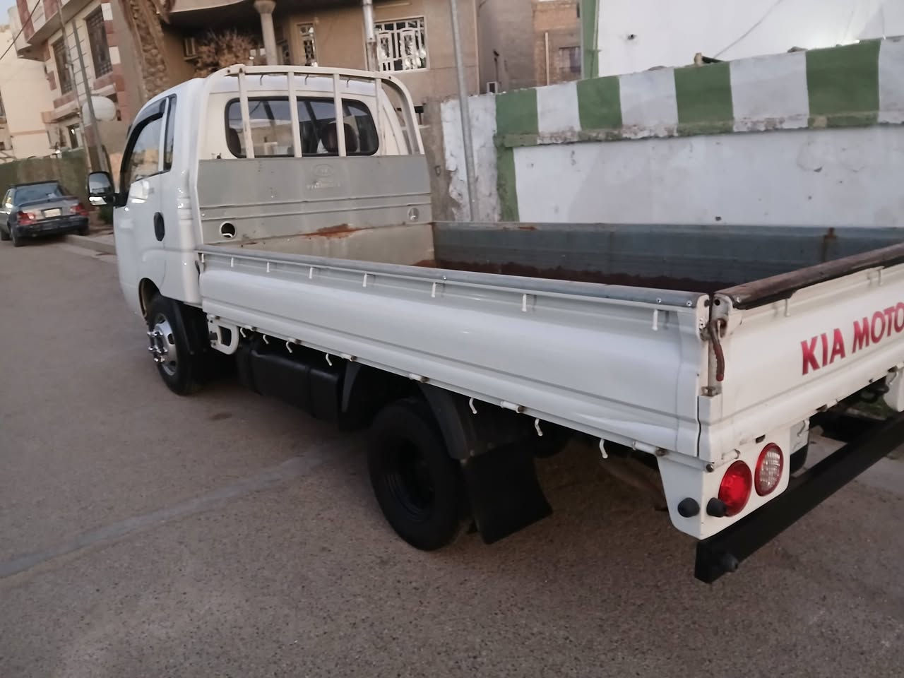 سلام عليكم كيا فحل موديل ١٦ مكفولة كفالة عامة كلهة بلادية جاهزة للشغل بسمي تحويل ثاني يوم السعر ١٣٢ بيهة مجال بسيط موبايل ***********مكاني بغداد
