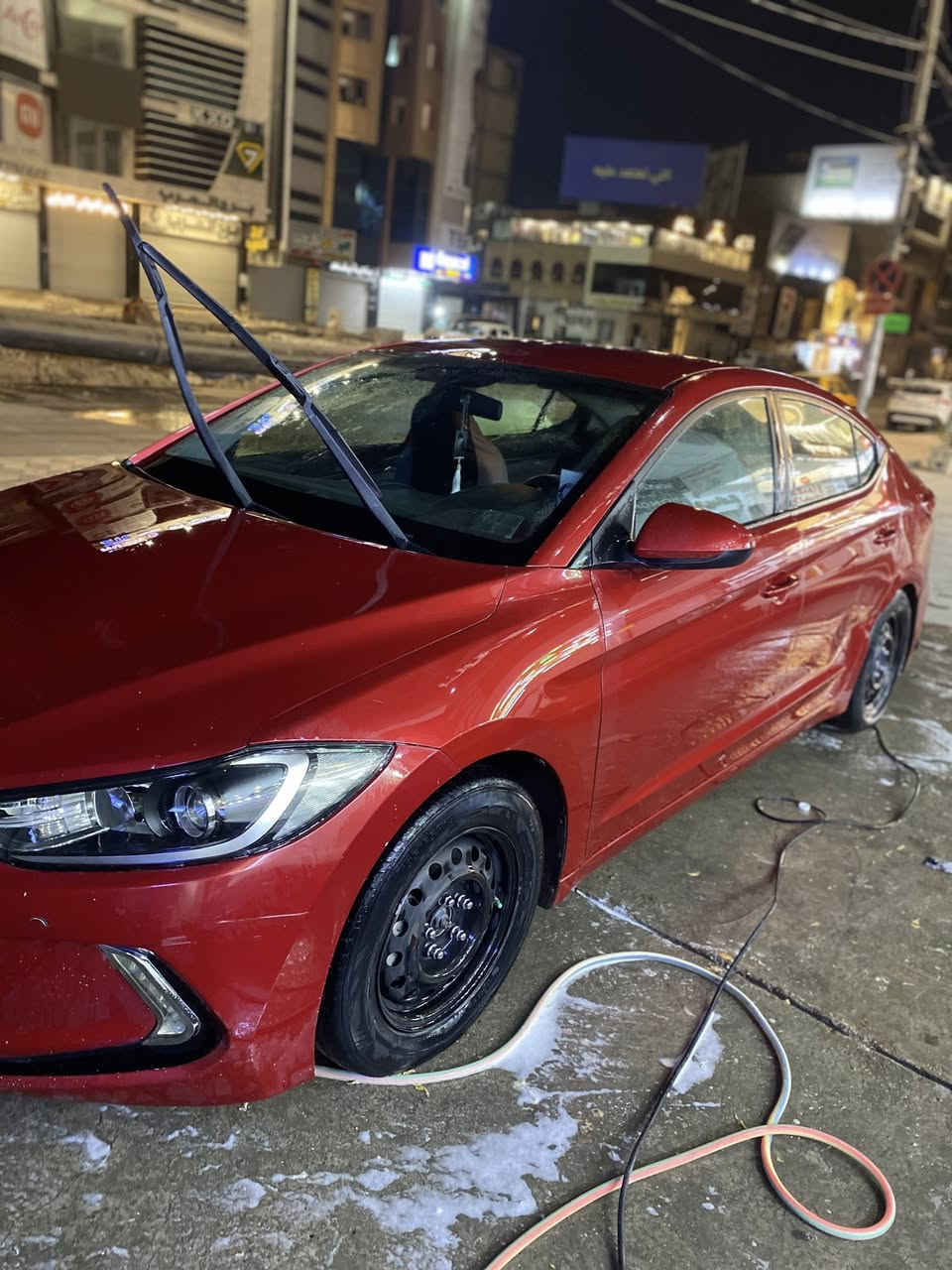 سلام عليكم النترا 2017 للبيع لون احمر محرك 2000 سياره خير من الله كير محرك كفاله سبورت دواخل حادث بمريكا لايتات دعاميه بس وبغداد ضربه بل هلال سعر 122وبيه مجال وياه ملضومه غاز رقم الواتساب ***********
