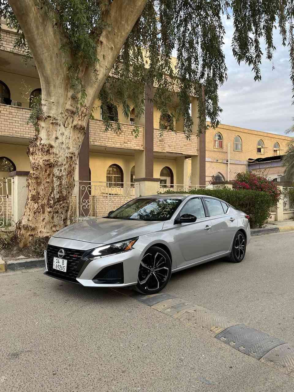 Nissan Altima SR 2025
فول مواصفات
ماشيه5 الف ميل زيرو
تبديل فقط بنيد
ايرباك استرين فقط
مكان البصرة ***********
