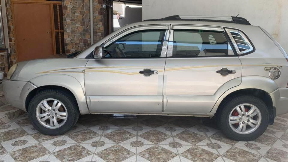 السلام عليكم اخوان عندي توسان 2007 محرك 2000 بسمي رقم بغداد انكليزي بيها بنيد مبدل ومصبوغة احزام  رايد مراوس بنيسان شعندك مراوس نزل


**إذا كنت صاحب هذا الإعلان وتريد حذفه لأي سبب، رجاءا أرسل رسالة إلى الدعم الفني**