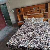 غرفة مستعمل • بيع مستعجل • الحديثه حي العسكري