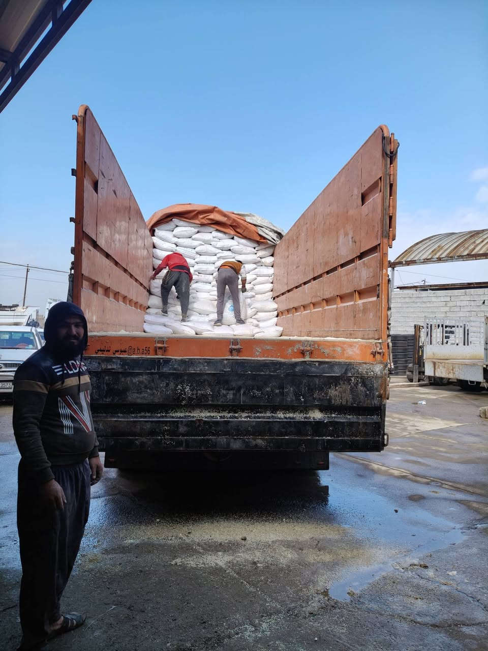 وصول وجبه كمياوي مركب نوع خليج فارس ايراني المنشأ 
نوع درجه اولى ويرهم يضاف بدل اليوريا والسعر جدا مناسب وفعاليته جيد جدا 
العنوان كركوك شركة الهلال الذهبي للاستثمارات الزراعية 
***********
***********
@إشارة
