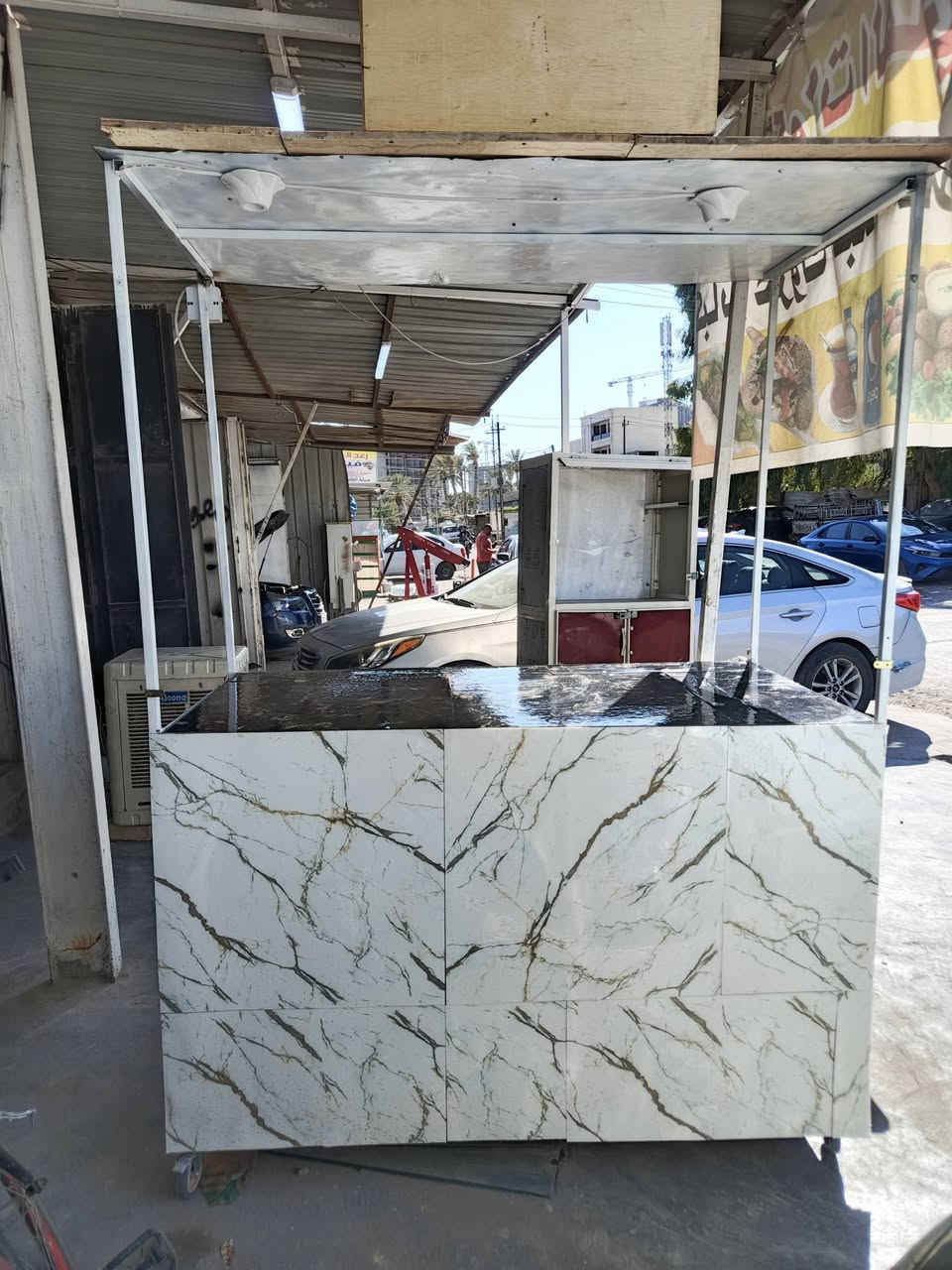 السلام عليكم عربانه للبيع وياها بعد كلوبات ونشره السعر 180 وبيها مجال بسيط مكاني بغداد العامريه

للتواصل ***********
