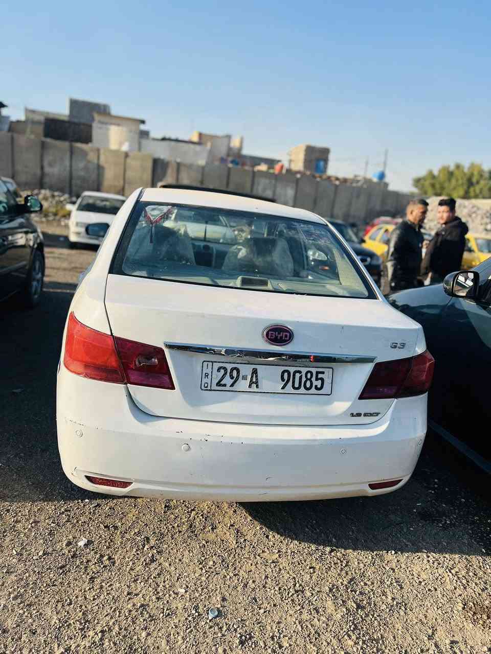 بيوايددي ١٣ سياره مابيهة صبغ وضربه سياره جاهزه خير من الله السعر 46بيهة مجال قليل الشراي ‭***********
