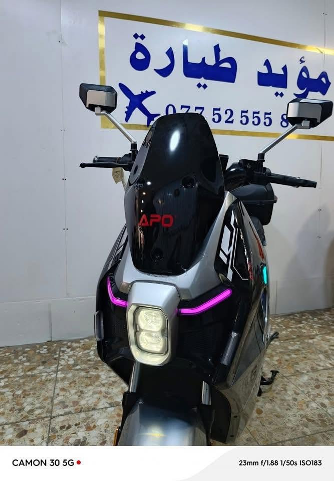 سلام عليكم دراجة سوبر ايبو اخذتها من مؤيد طياره اقل سنه صارلها عندي رايدها ب مليون و 300 وبيها مجال قليل الي ميعرف بيها ليكسر بسعرها ملف 2000 بطارية ليثيوم 
الزعفرانية ***********
