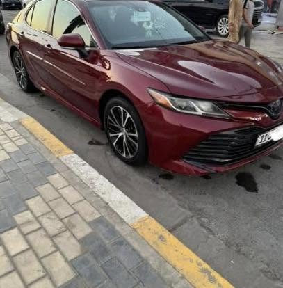 السلام عليكم 
كامري 2018 LE وارد أمريكي سياره بيه 3قطع صبغ فقط بدون دواخل وشرط فحص 

سياره مواصفات SE معروفه .رادار امامي .تحديد مسار تحكم ستيران شاشه 

سياره كير محرك وشاصي مكفوله ع وضع الشركه وما مفتوح بيهن برغي سياره حيل جديده وبلخير ع ياخذها 

رقم سياره بغداد وتحويل مباشر ثاني يوم 

الشراي يتصل وبي خير ويدلل  

مكان السياره الانبار فلوجه الاستفسار عن الرقم 

***********
