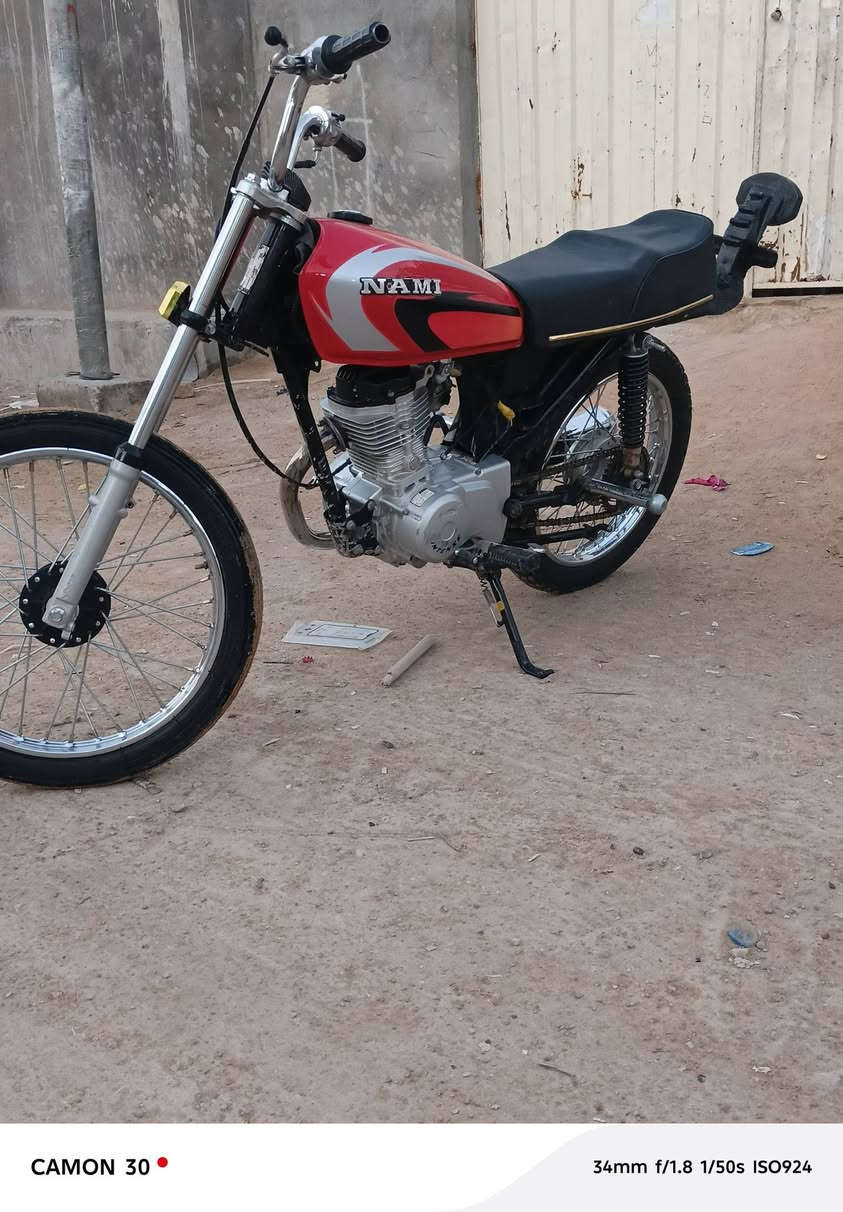 سلام عليكم اربعه كير مديل 20تعمير 25اوراق اصولي كبل تترقم دراجه حلوه وماعايزه شي سعر 700وبيها مجال مكاني نجف حولي شارع 30 ستفسار اكثر ***********
