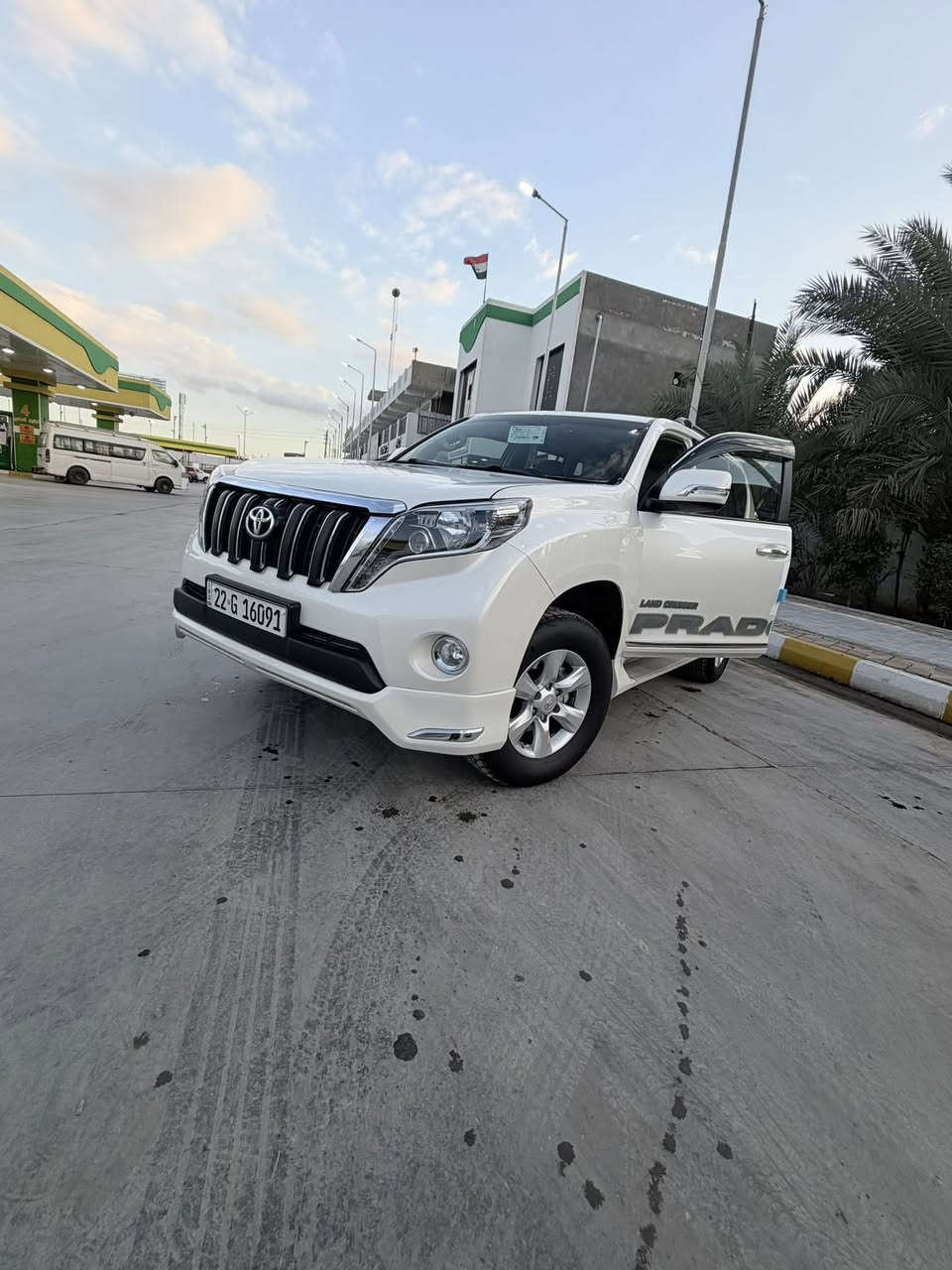 سلام عليكم
برادوو2010محدثه 2014

محرك4سلندر بدون فتحه 

سياره نضافه100بل 100

مابيه اي نقص سياره كارتون 

تخم تاير صدر تبريد كله جديد 

سياره وضع الشركه تحويل او وكاله

مكان واسط الصويره 

***********//***********
