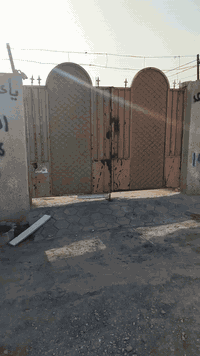 بيت للبيع البيضاء اول نزله بعد سيطره الكارضيه المساحه200 متر متكون من غرفتين ومطبخ لباقي التفاصيل الاتصال***********
