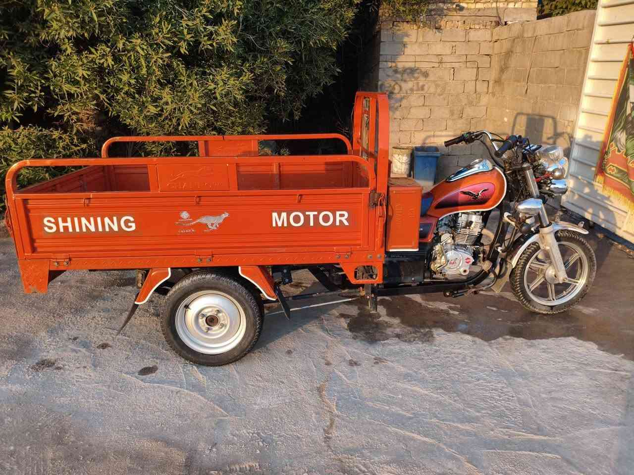 للبيع ستوتة موديل 2023طالعه بـ2024 السعر 2250 وبيه مجال ***********
