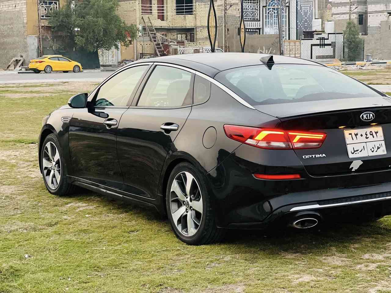 اوبتما 19 وارد امريكي رقم اربيل سنويه جديده  بسم شركه 
بيهه جاملغ وبنيد بدون اي دواخلي كفاله 
السياره فول عده الفتحه فئت ال s  
المان البصره القبله ***********. السعر 122
