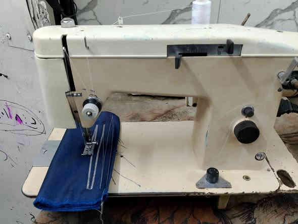 مكان بغداد يوجد توصيل حجز واتساب *********** ماكنه بولندا خياط عدل وزكزاك
