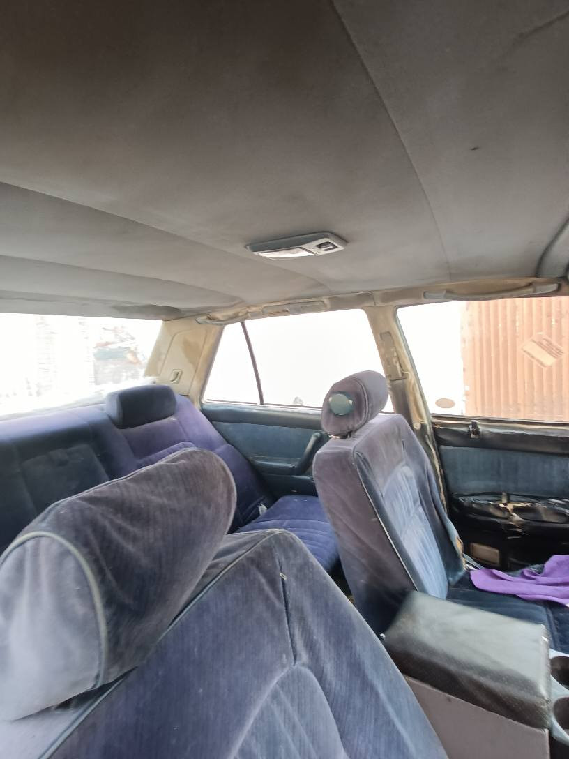 ***********
سوپەر سیدان مۆدێل1990 
ئاڕم پلاستیک سلێمانی
گێڕ تۆماتیک مەکینە بەخ کارەبایی مەزبوتە
تەقەوڕەقەی نیە پاوەری زۆرنەرمە 
هەرچوار تایەی خاوێنە 
سەیەرەکە خاوێن ماوەتەوە
سەیارەیەکی بێکێشەیە ماڵی فەقیرە
سحر17وەرەقە
لەهەولێرم أربيل, العراق
