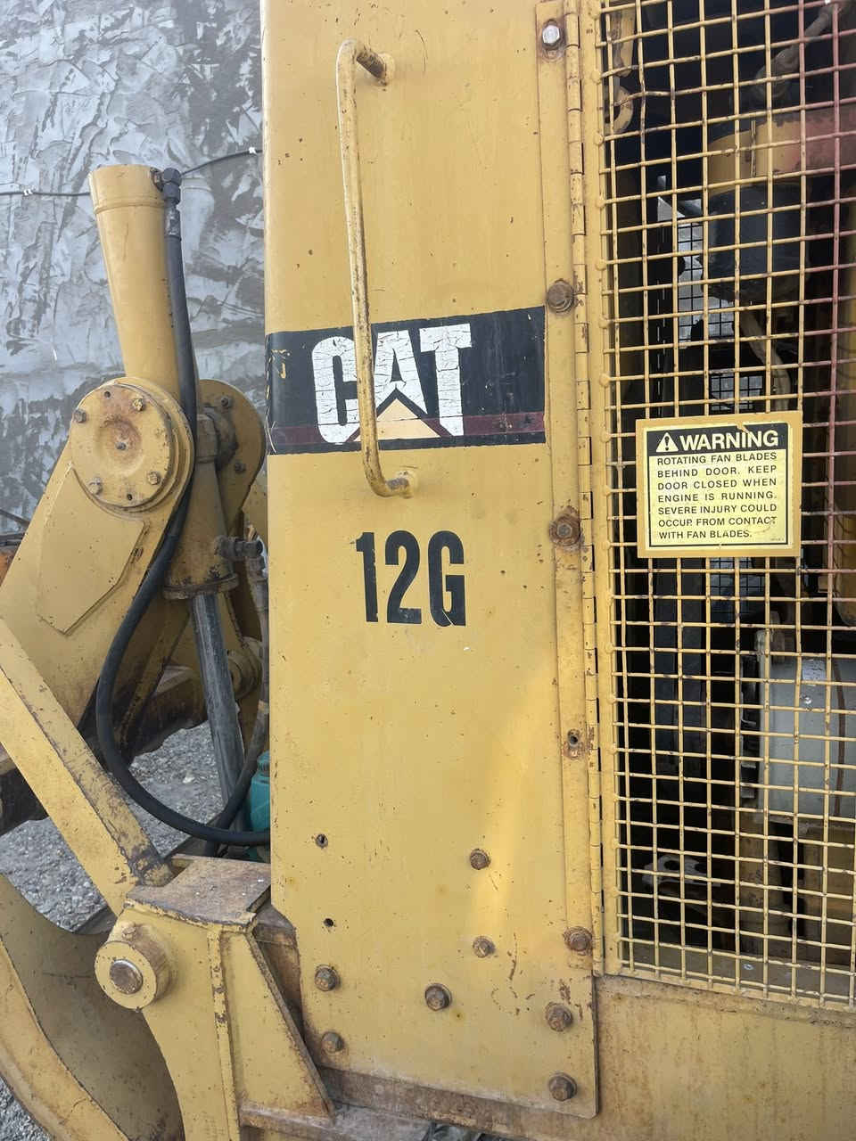 للبيع مكانها رمادي بدون جاهزه مابيها اي نقص ***********
