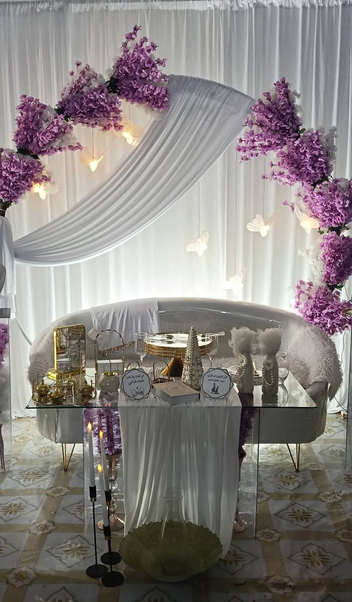 مو بس كوشة… هذا أول مشهد من أجمل يوم بحياتكم ✨

إذا تريدون بداية فخمة ومميزة لحفلتكم 💍
نوفر لكم كوشات راقية بتصميم أنيق تناسب:
الأعراس 🤍 | الخطوبة 💍 | الحنة 🌿 | كل المناسبات

تفاصيل مرتبة… ألوان هادئة… لمسة فخامة تخلي كل صورة تنحفر بالذاكرة 📸

🔥 تأجير كوشات جاهزة مع تنسيق كامل
🔥 شغل نظيف وراقي يليق بمناسبتكم
🔥 نضمن لكم شكل يطلع “واو” قدام الضيوف

📩 احجز هسه وخلي يومك يطلع بصورة ما تنسى

⭕️ العنوان: بغداد _السيديه 
*********** ☎️
