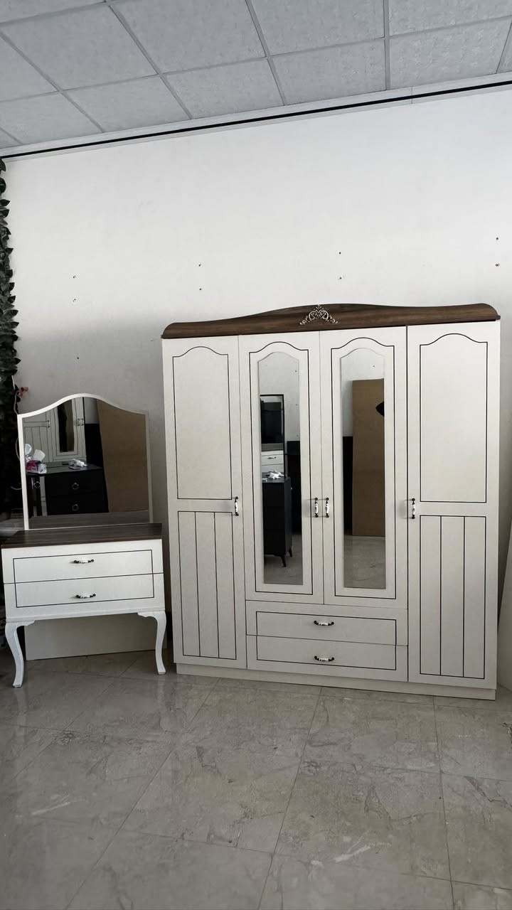 غرفه شبابي كلاسك تخت عدد 2 السعر 675 الف مع شد ونقل
***********7
***********
