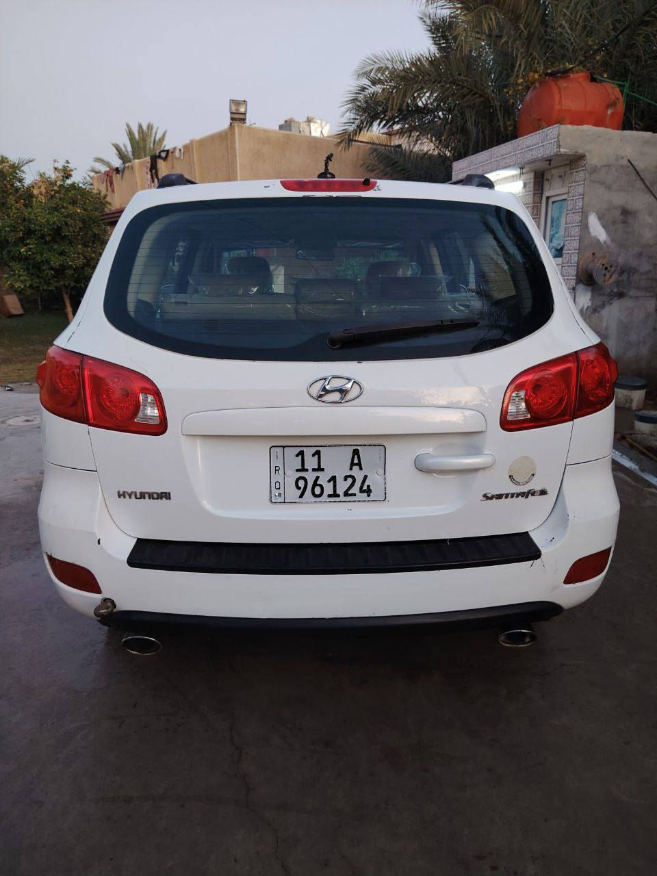 السلام عليكم
هونداي سنتافي 2008 وارد أمريكي رقم بغداد باسمي سته سلندر خمسه راكب داخل عسلي مكينه جديده قبل أسبوعين شادينهه تخم تاير حداديه جديده بيهه صبغات السونار  وصورة الحادث بالمنشور
اتصال ***********
السعر 116 مجال قليل
