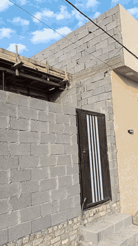 بيت للبيع المساحة 75العنوان بغداد مدينة الصدر الحميدية شارع سيد عوده ت...