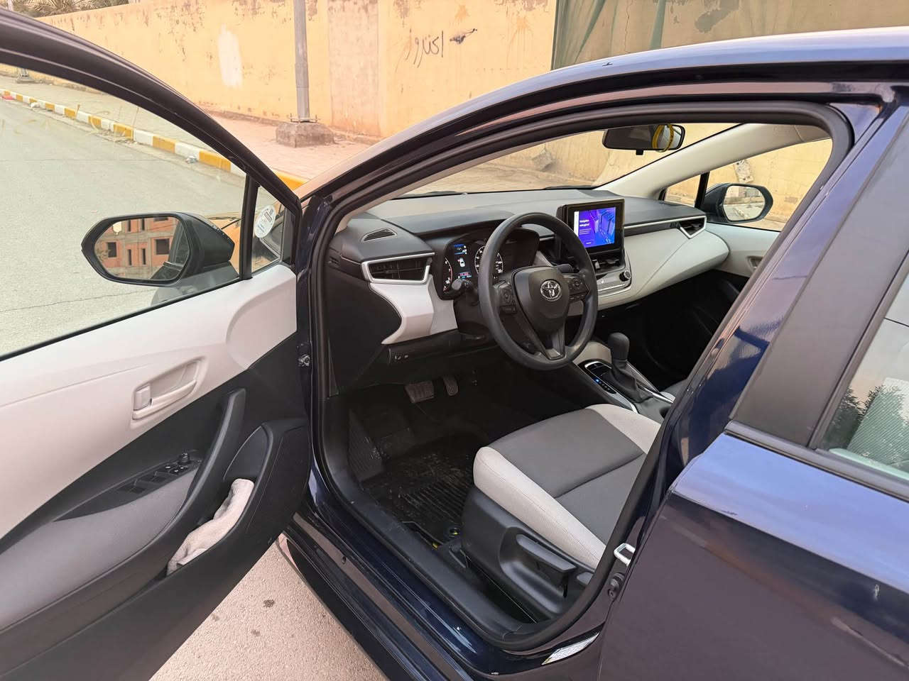 ماشاء الله …. كورلا ٢٠٢٤ ضرر جدا بسيط بدون دواخل بدون ايرباك جاملغ  مصبوغ الأيسر  الإمام فقط مواصفات Le رقم أربيل ماشية ٧ ألف فقط اشبه بالزيرو 
للتواصل واتساب *********** رايدها ١٥٩ تريد وكاله عامه أو تحويل بغداد, العراق
