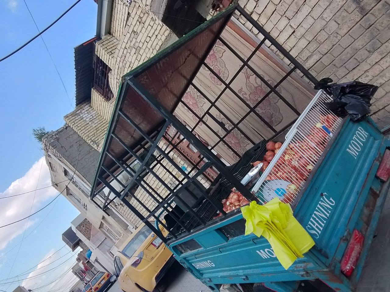 سلام عليكم  محجر صقر  للبيع مكاني الشعب نهايت حيور السعر ١٢٥ وبي مجال ***********
